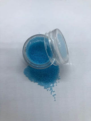 Lyseblå Caviar Beads